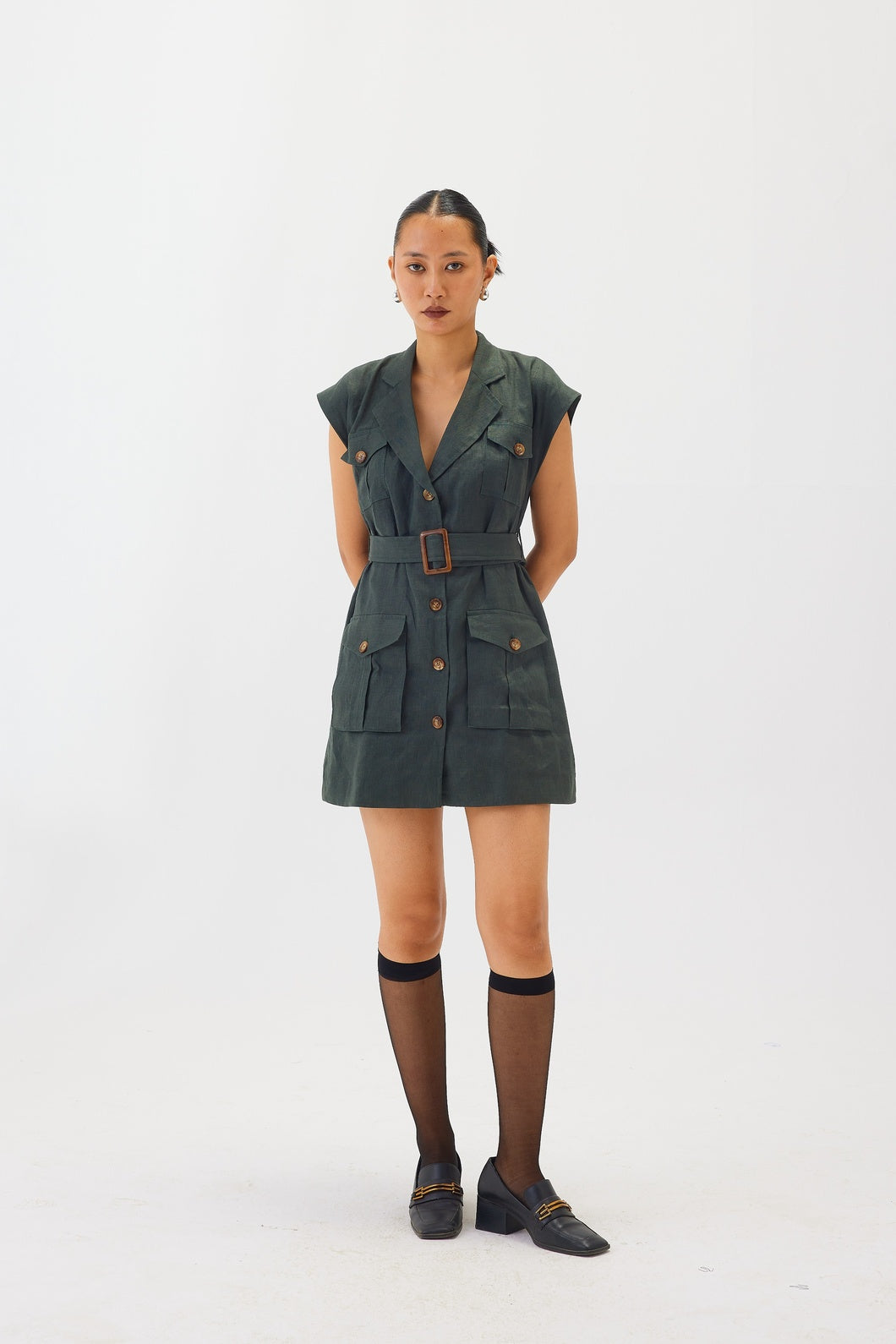 Linen shirt dress with a belt | Green