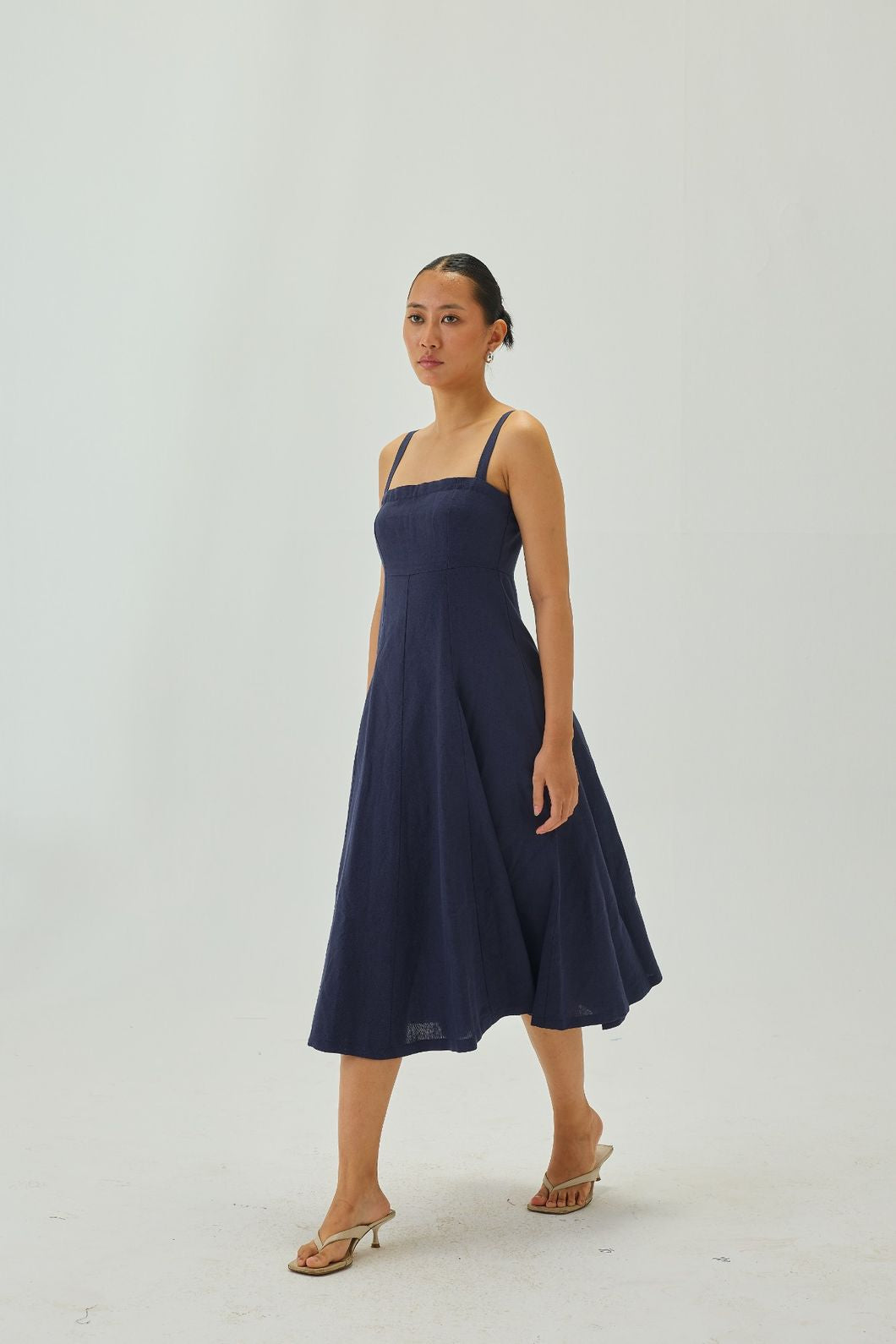 Linen Dress with square neckline | Indigo