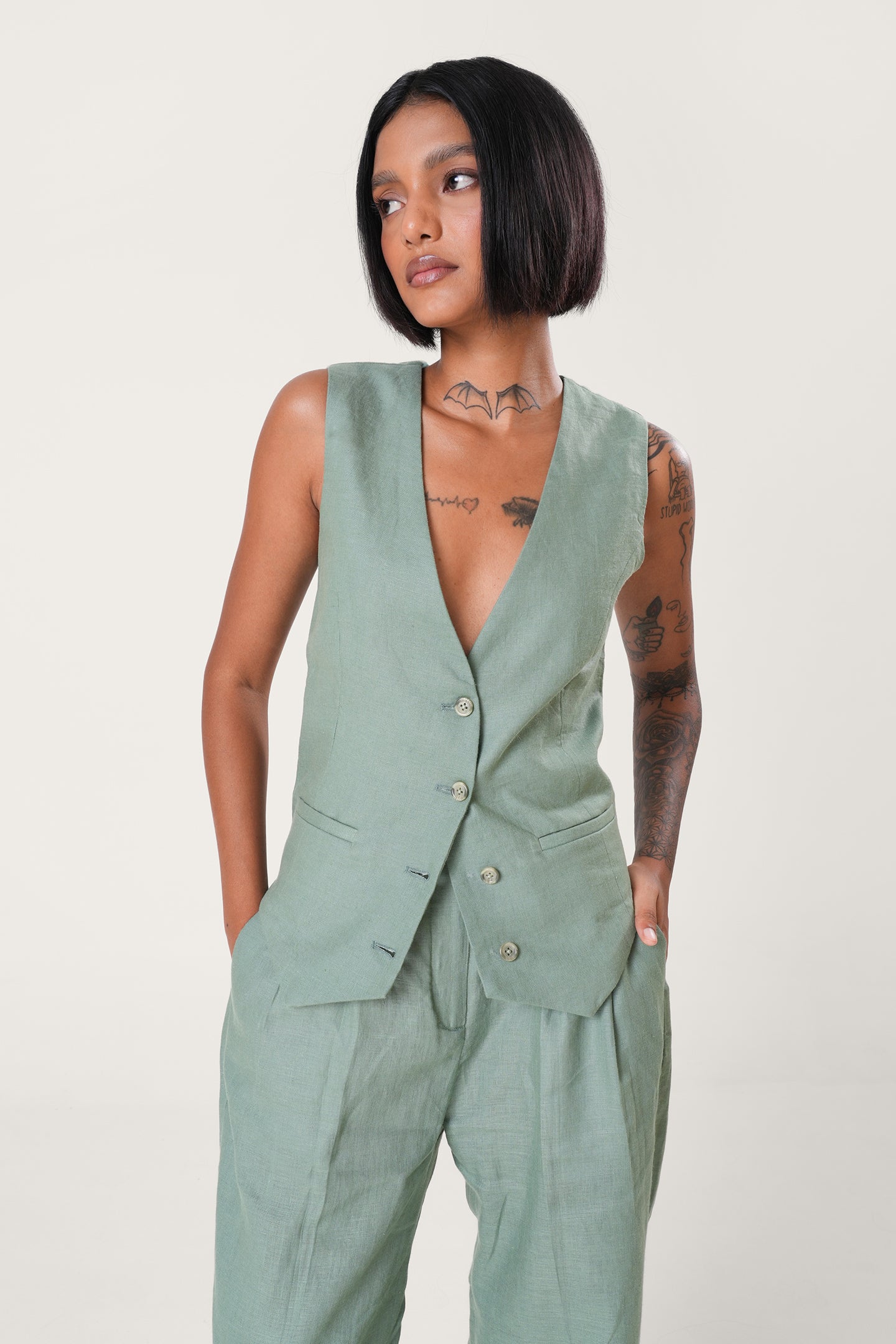Live in your Linen Waistcoat | Green