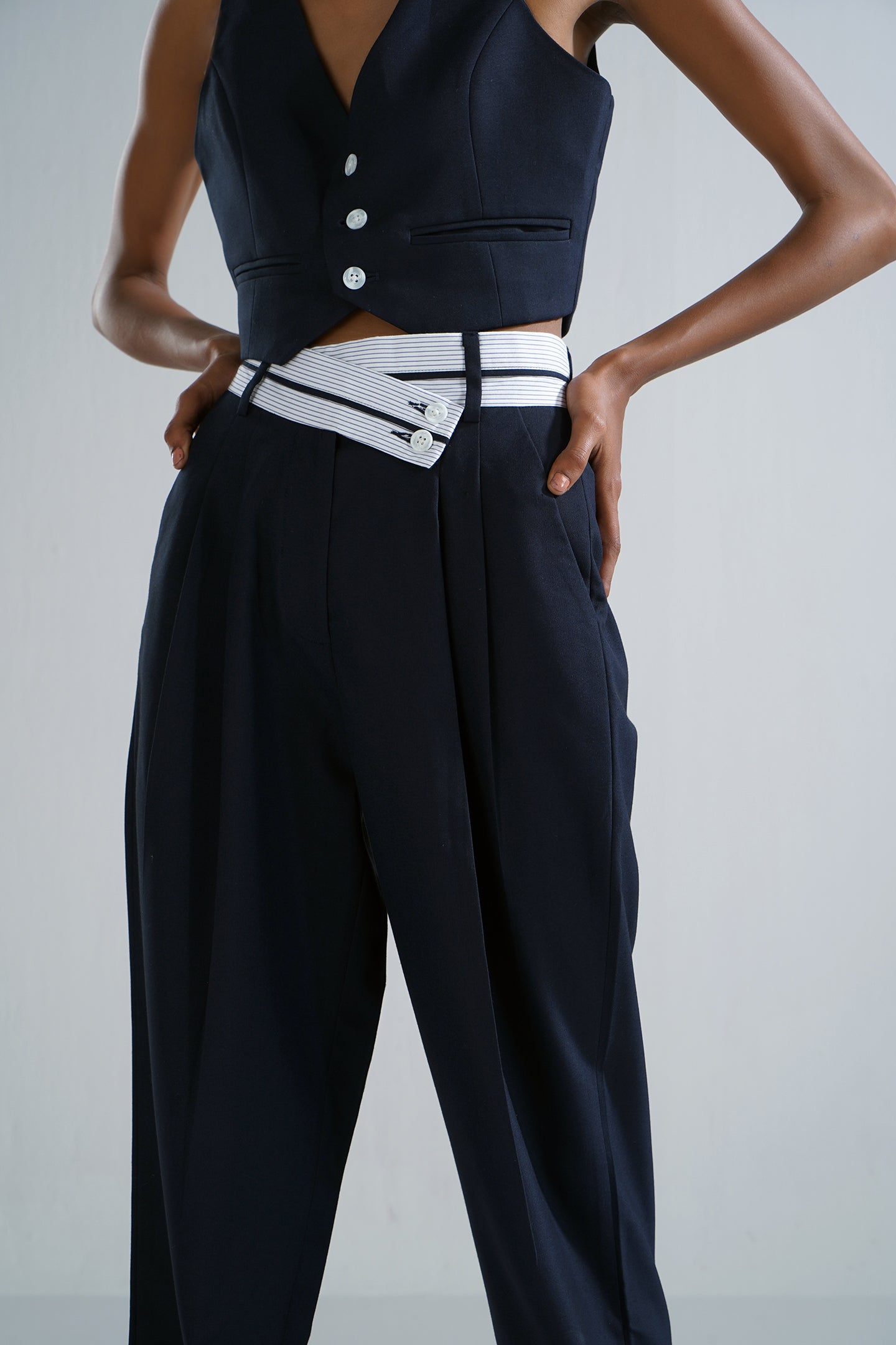 Hot Cross 2.0 | Navy