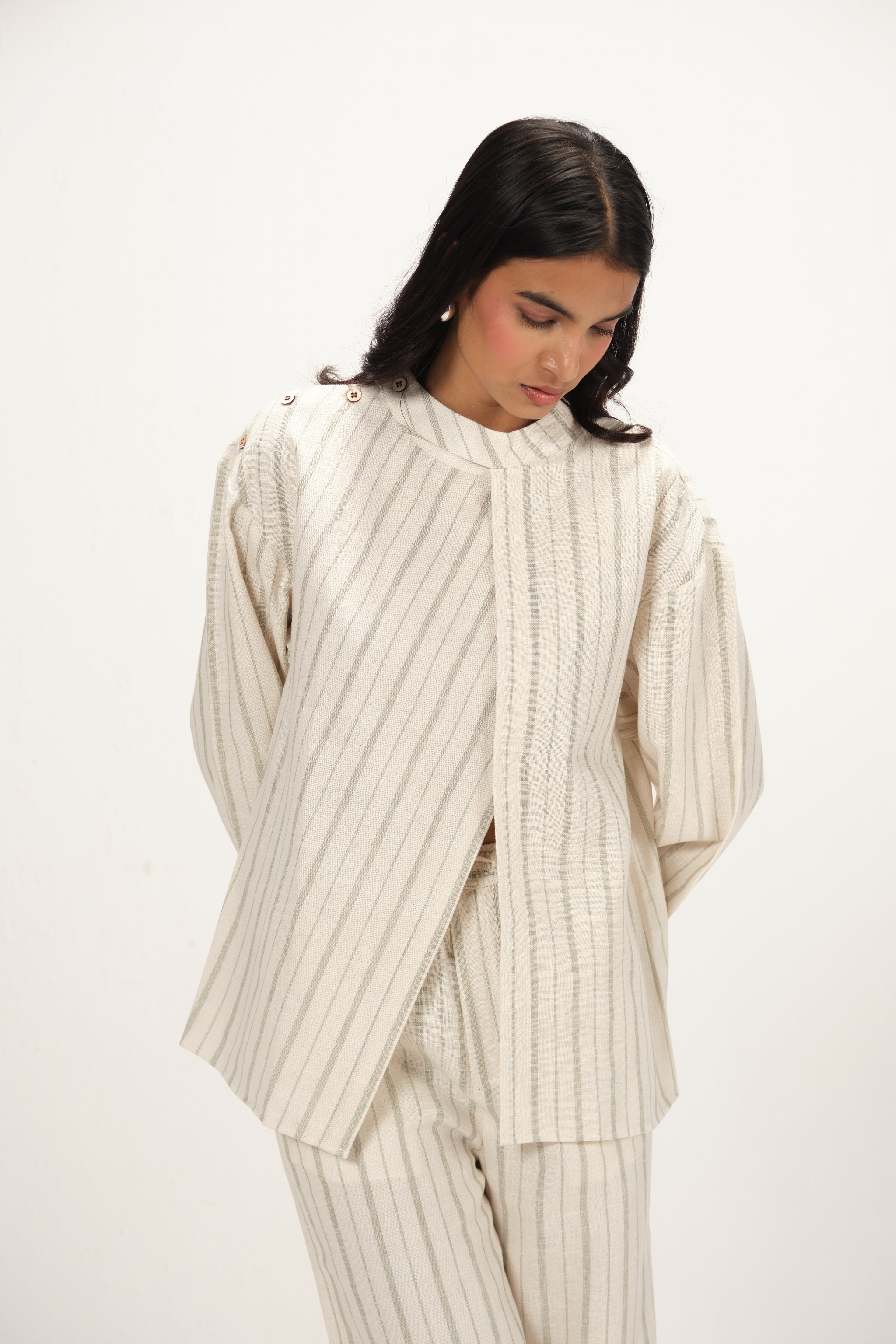 Linen Striped Band Collar Top with Front Slit | Off White & Green