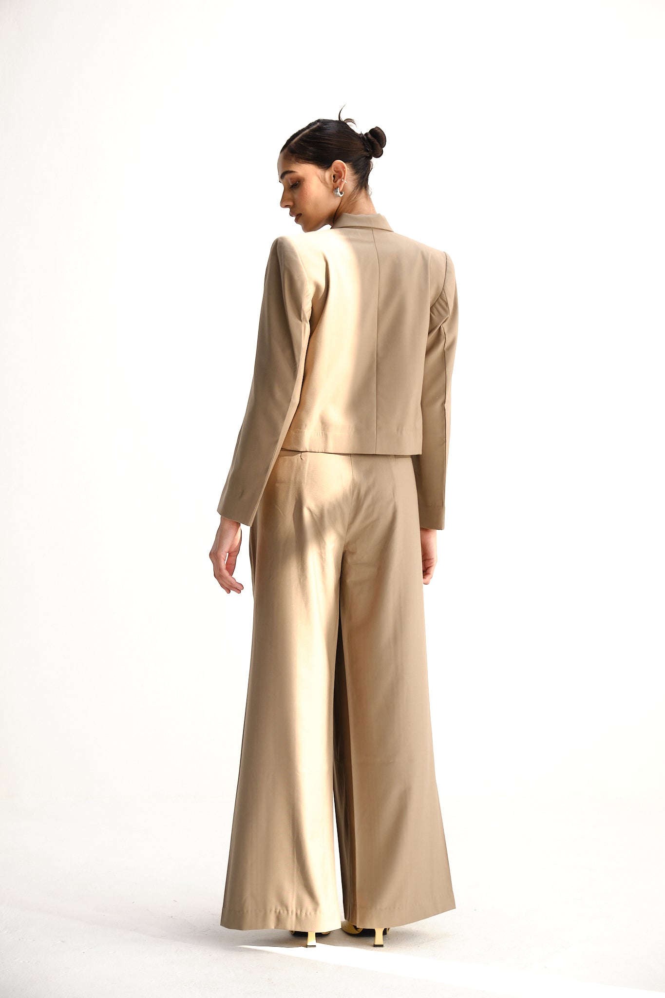 Crop Blazer | Sand Brown