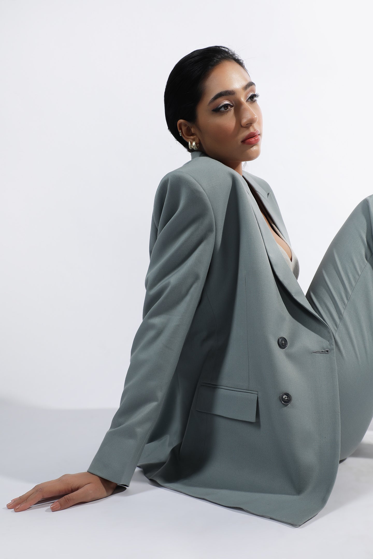 The Must Have | Grey Blazer