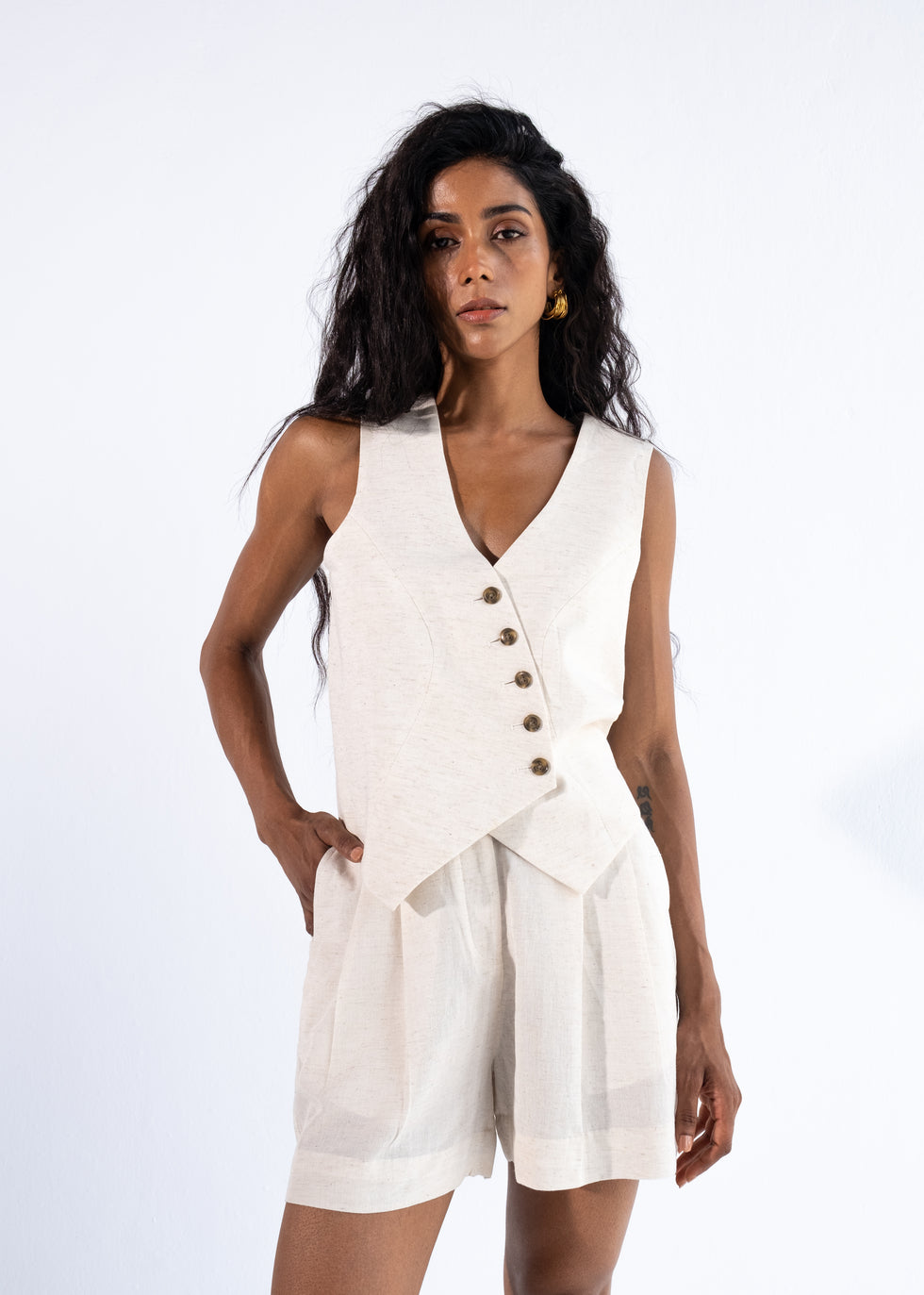 Linen diagonal buttoned waistcoat
