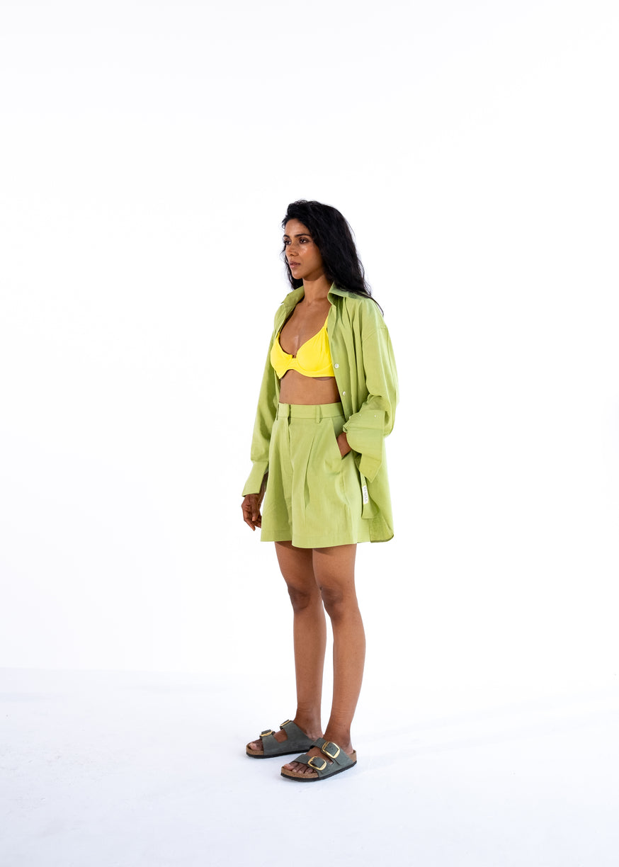 Linen bermuda shorts | Green