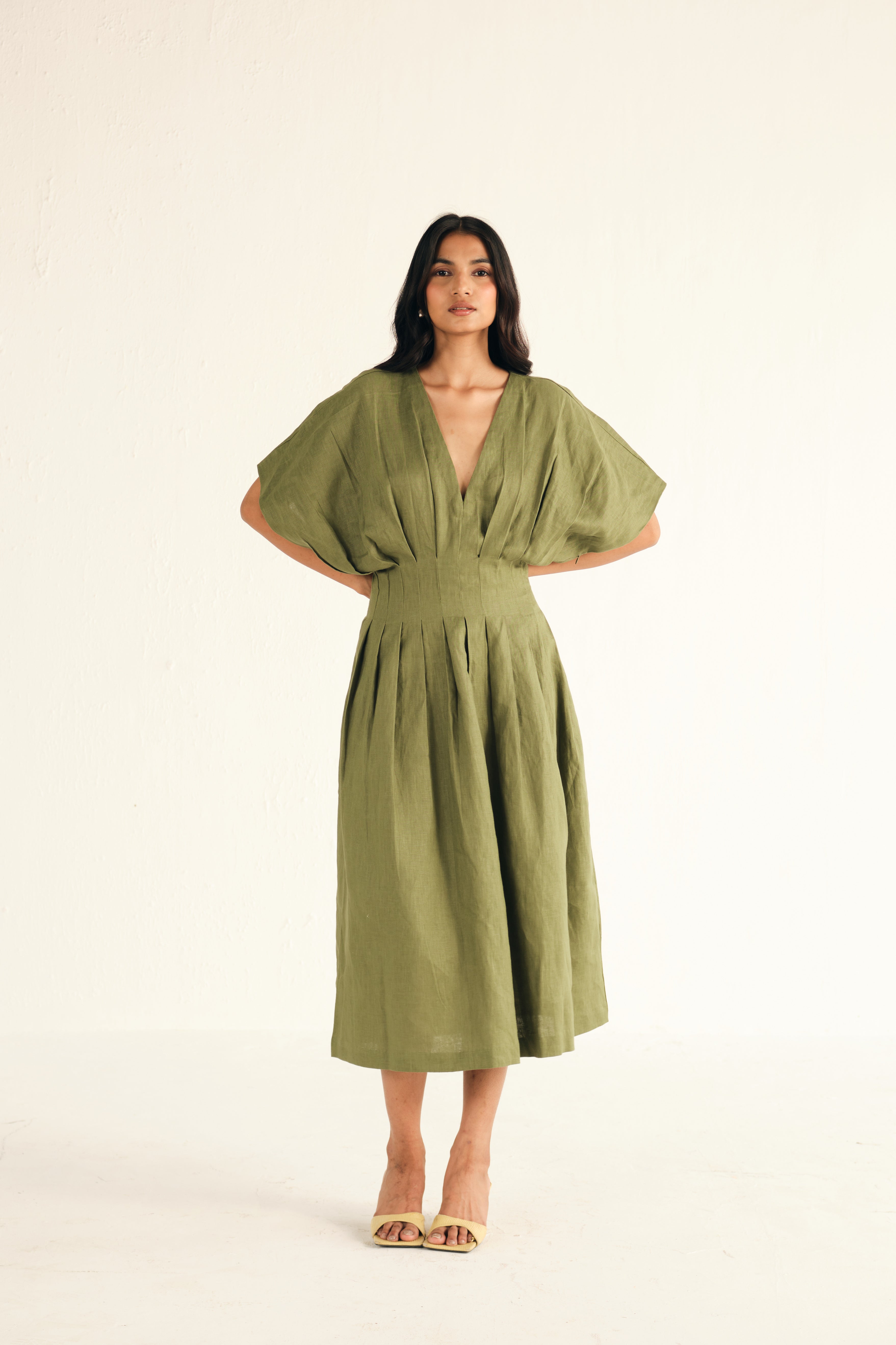 100% Linen Pleated Midi Dress in Green