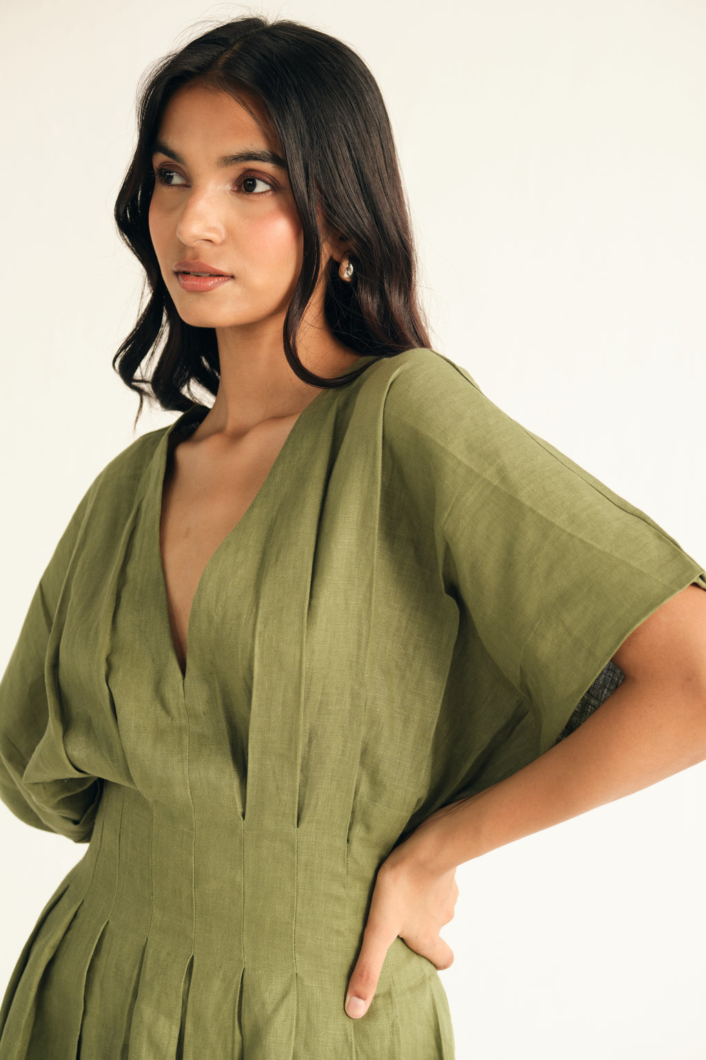 100% Linen Pleated Midi Dress in Green