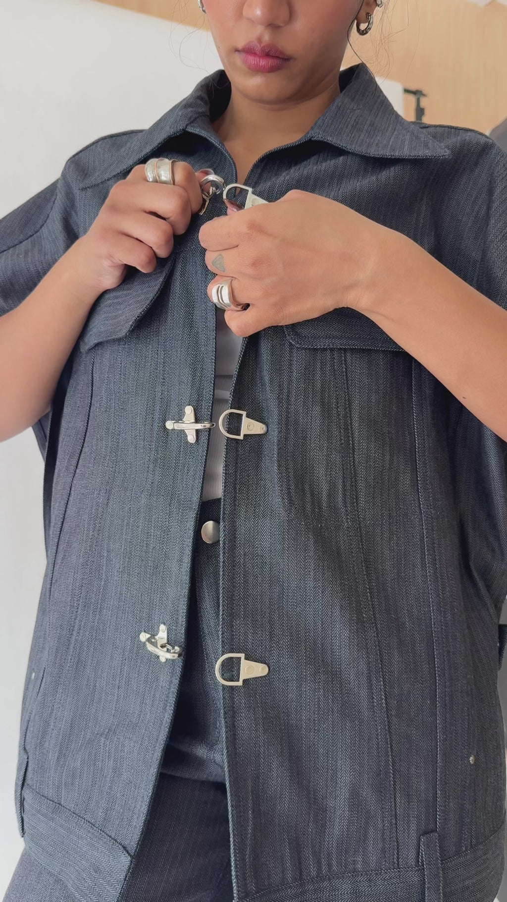 Herringbone Denim Utility Jacket with Hook Closure – Oversized | Navy Blue